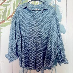 Future Collective Shacket never worn! Great for layering and a fashion statement